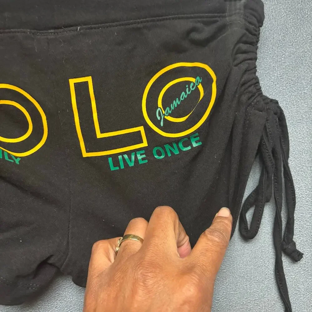 VTG YOLO Jamaican Shorts Island Tee Booty Hoochie Hot Pants You Only Live Once